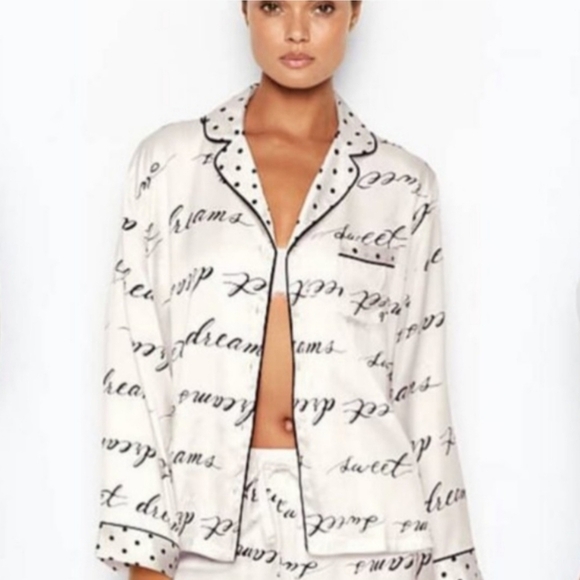 Victoria’s Secret  Soft Silky feel Pajama Button Down Top Size XS - Picture 1 of 11